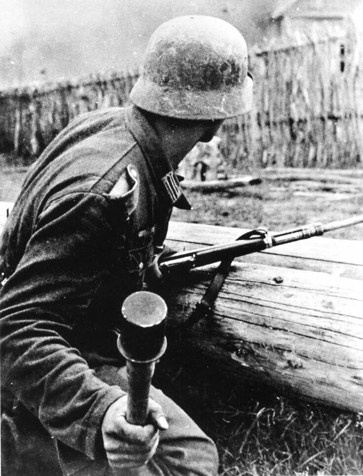 Хроника немецкая 1941 1945. Хроника немецкая 1941 1945. Хроника немецкая 1941 1945. Operation barbarossa 1941. Хроника немецкая 1941 1945.