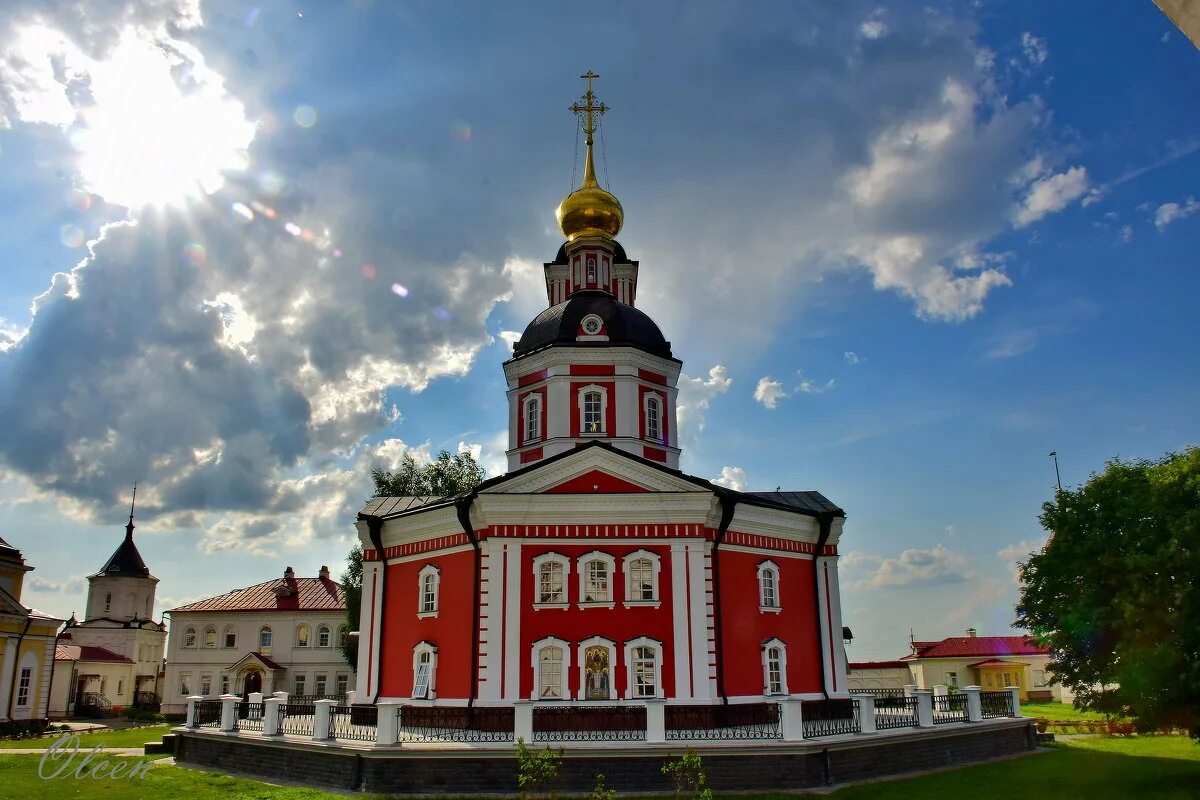 Свято-Троицкий Варницкий монастырь. Троицко Сергиевский Варницкий монастырь. Троице Сергиев Варницкий монастырь в Ростове Великом.