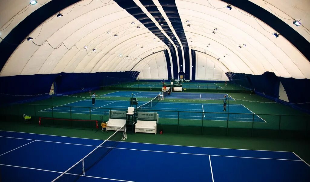 Tennis centre. Чемпион теннисный центр Новосибирск. Чемпион теннис Новосибирск. Теннисный корт «Горизонт» (Барнаул). Парк Останкино теннисные корты.