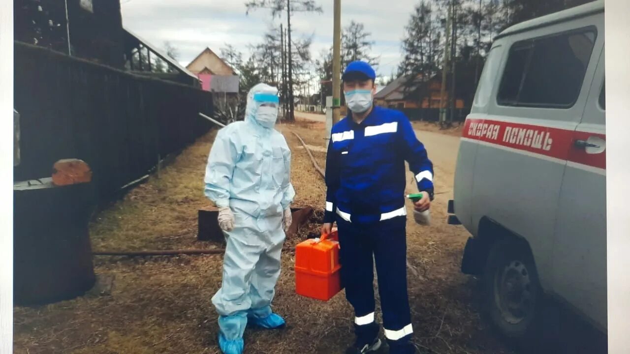 Выплаты скорой помощи в 2025 году фельдшерам. Фельдшер. фельдшер скорой помощи. фельдшер скорой помощи летом.
