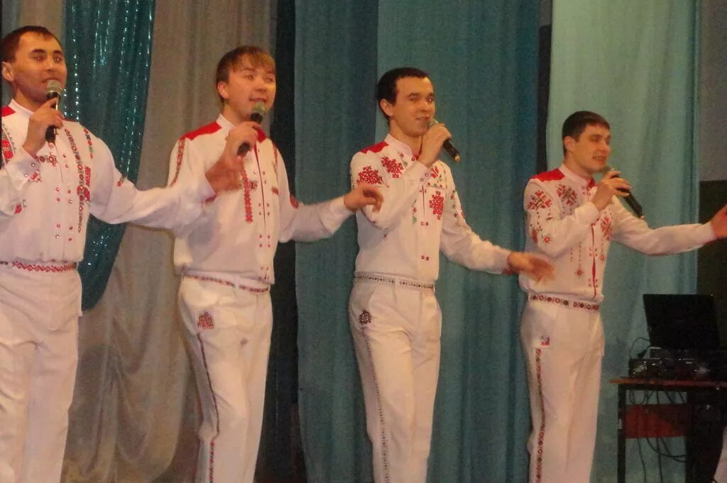 Чувашские песни группы. Чувашские песни. Чувашские песни. Чувашский народный танец. Янташ группа чувашская.