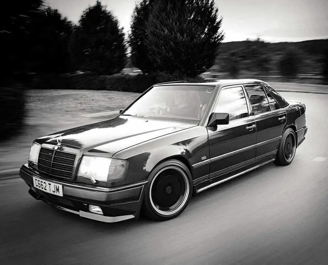 Mercedes hammer. Mercedes-Benz w124. Мерседес Бенц w124. Мерседес 124 AMG Hammer. Mercedes Benz 124 AMG.