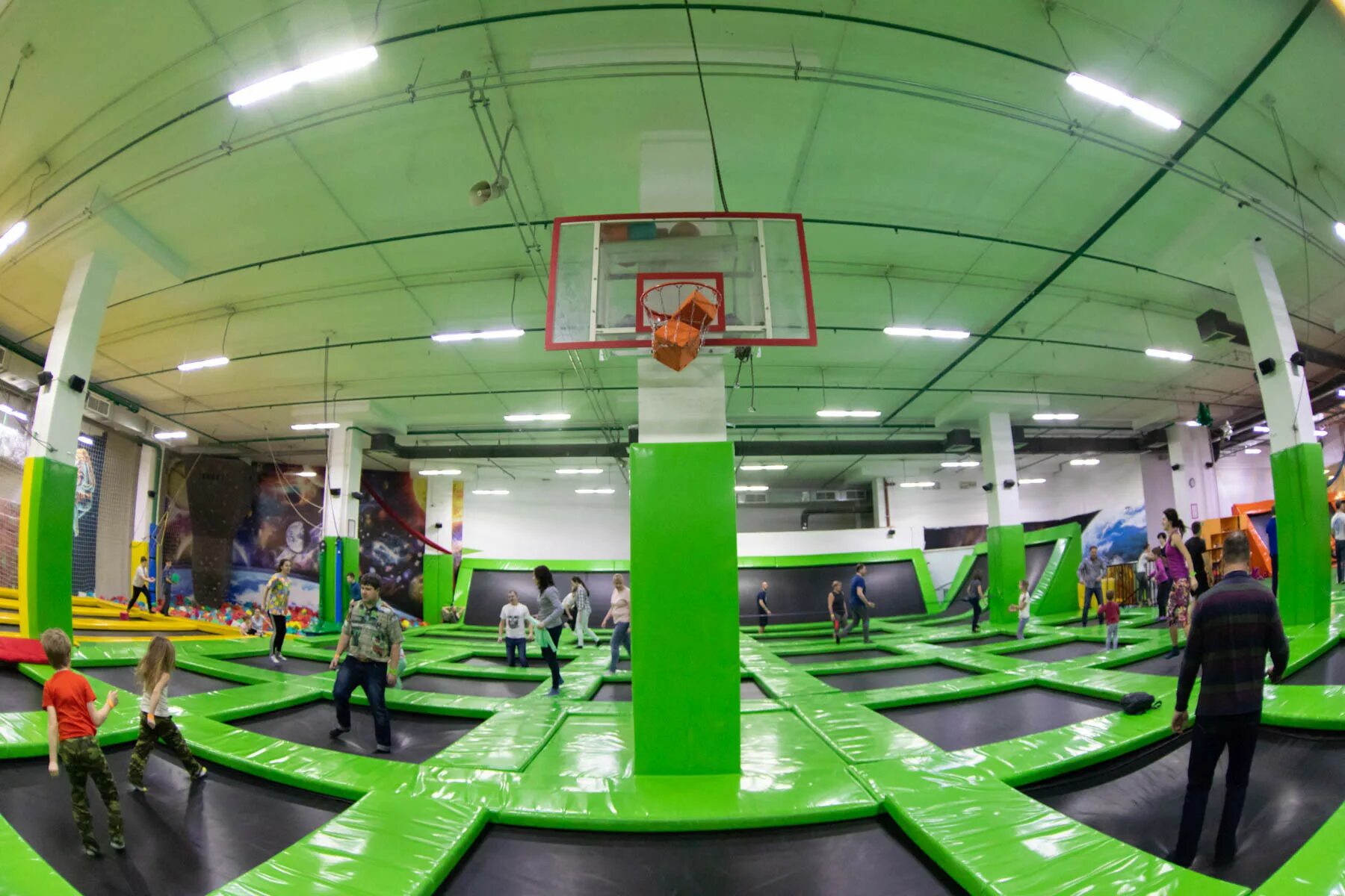 невесомость батутный центр петрозаводск. батутный центр в москве битца. парк невесомость. батутный центр в бутово. тц вавилон батутный центр.