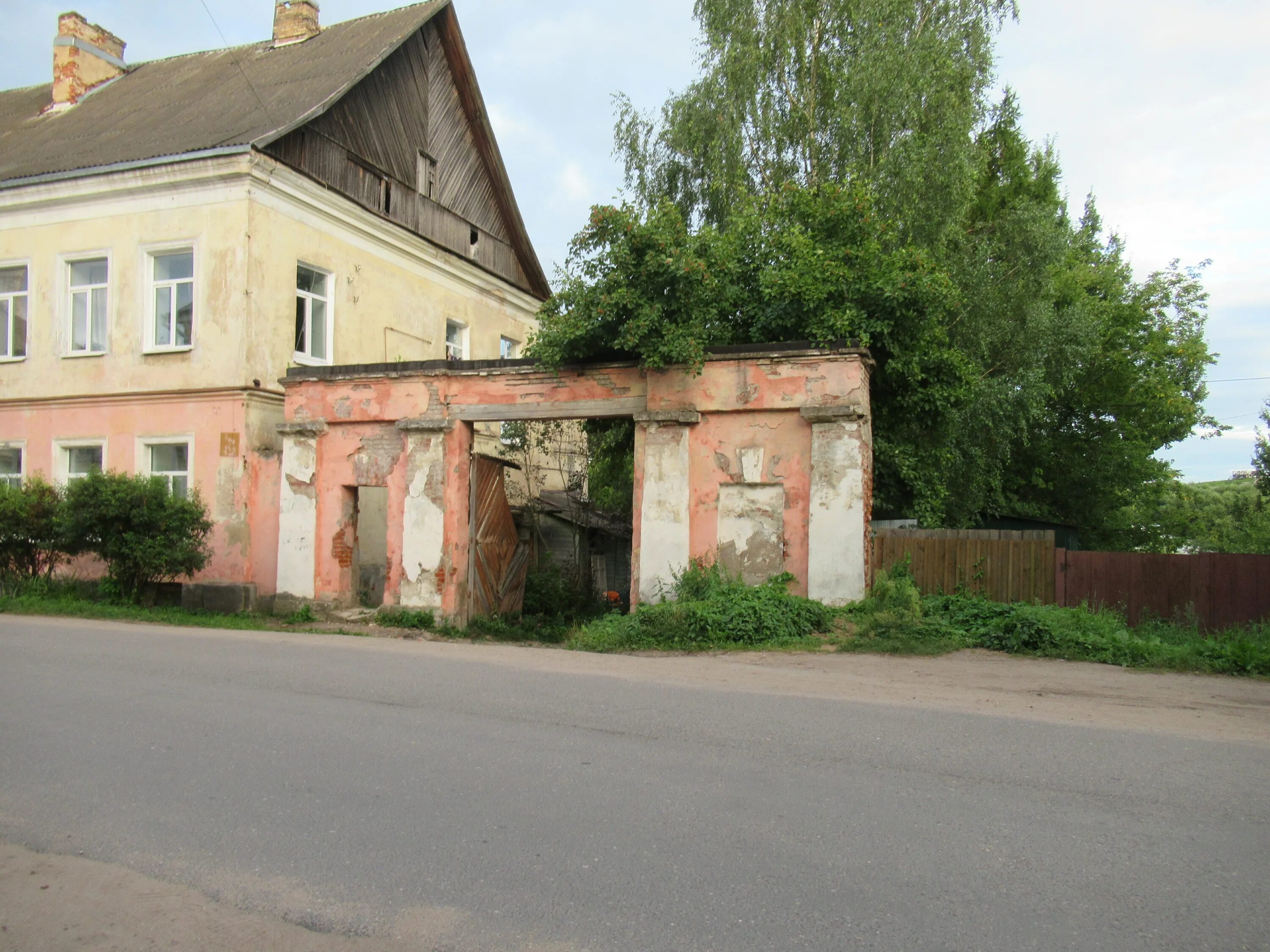 Торжок 5. Ул бакунина 7 торжок. Торжок 5. Город торжок. Торжок бакунина 10 год постройки.