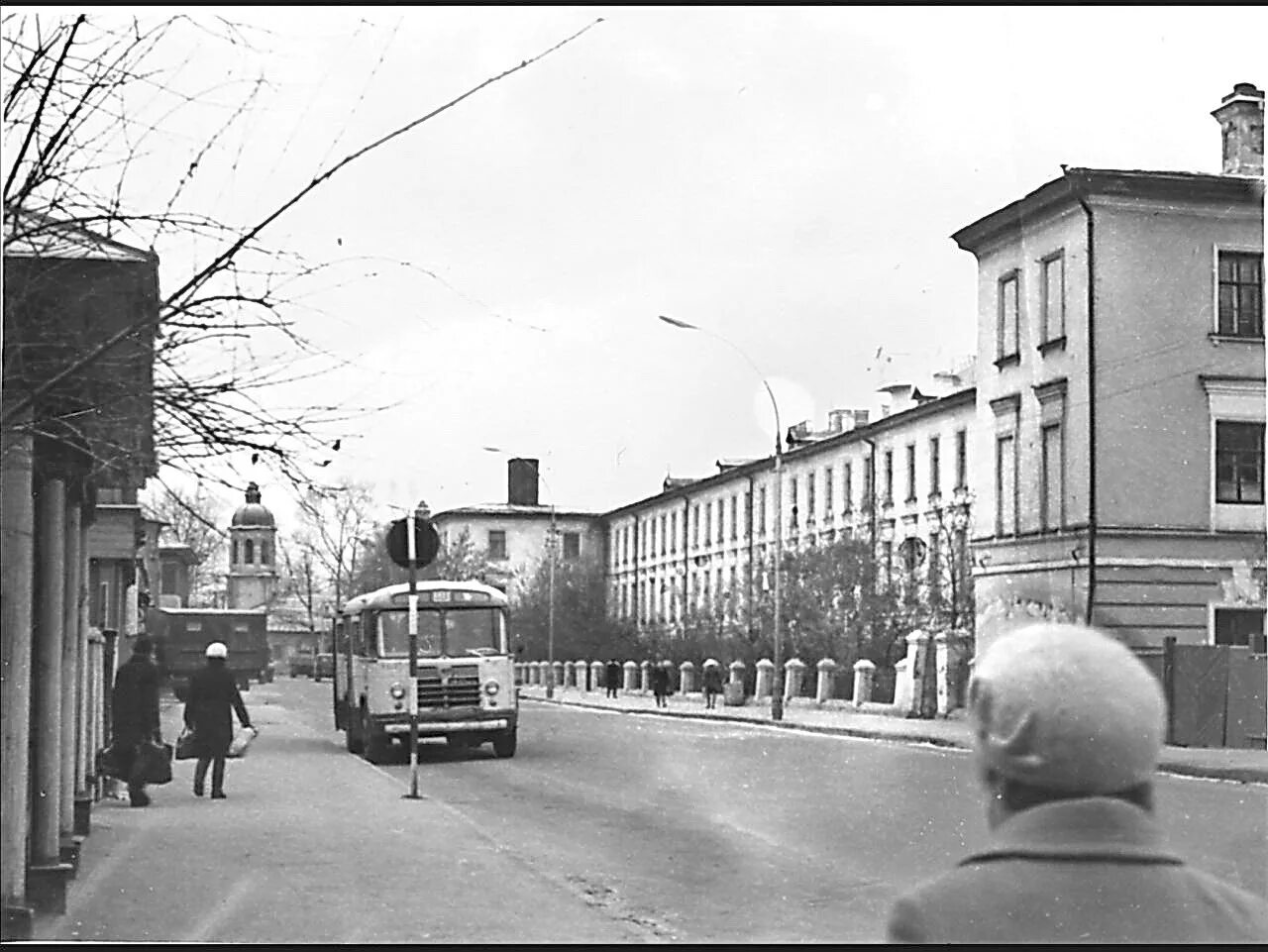 Улица старая вологда. Вологда ул Сергея Орлова. Улица Орлова Вологда. Площадь революции Вологда 1960 года. Площадь революции Вологда 1970.