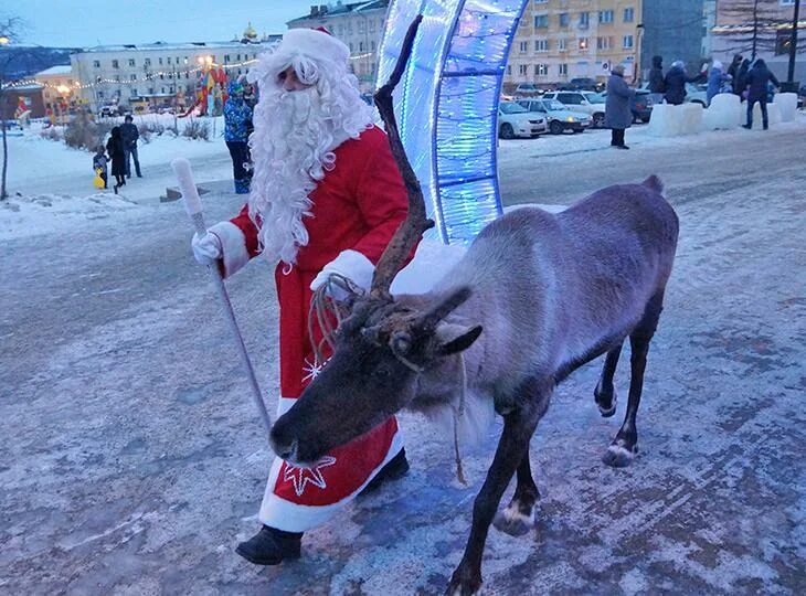 Во сколько в магадане новый год. Новогодний магадан. чукотский новый год в магадане.