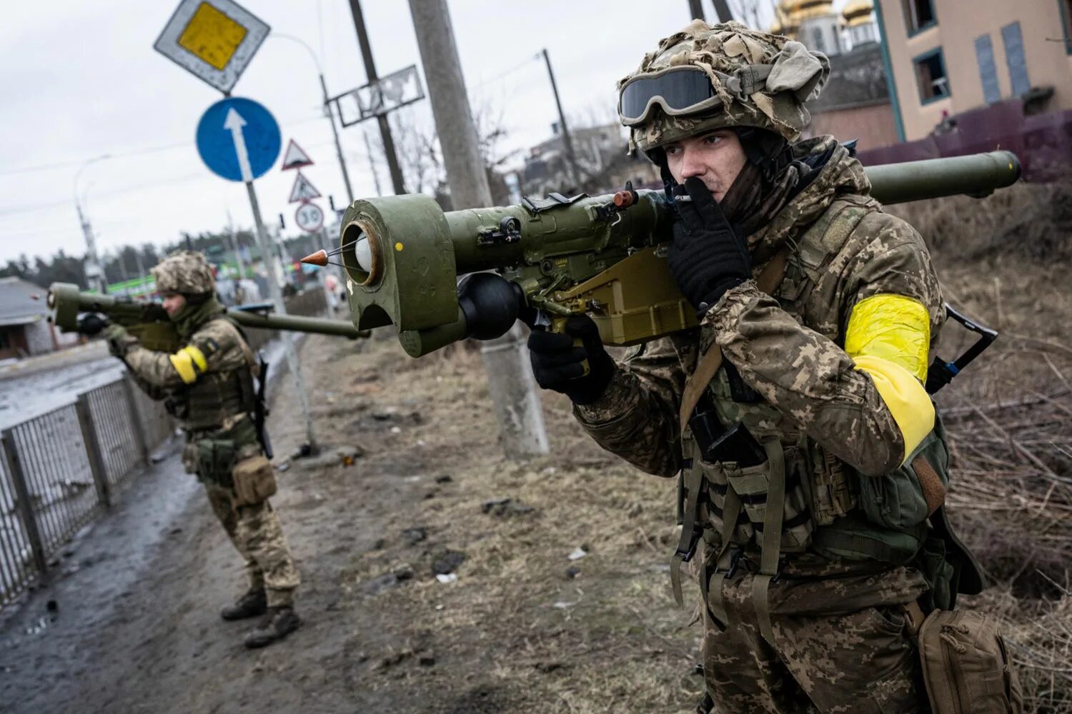 Отправят ли войско украине. Украинские военные. Украинская армия. Российская армия на Украине.