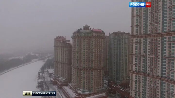 Алые паруса Москва лифт. Алые паруса ЖК лифт. ЖК Алые паруса упал лифт. ЖК Алые паруса обрушение фасада.