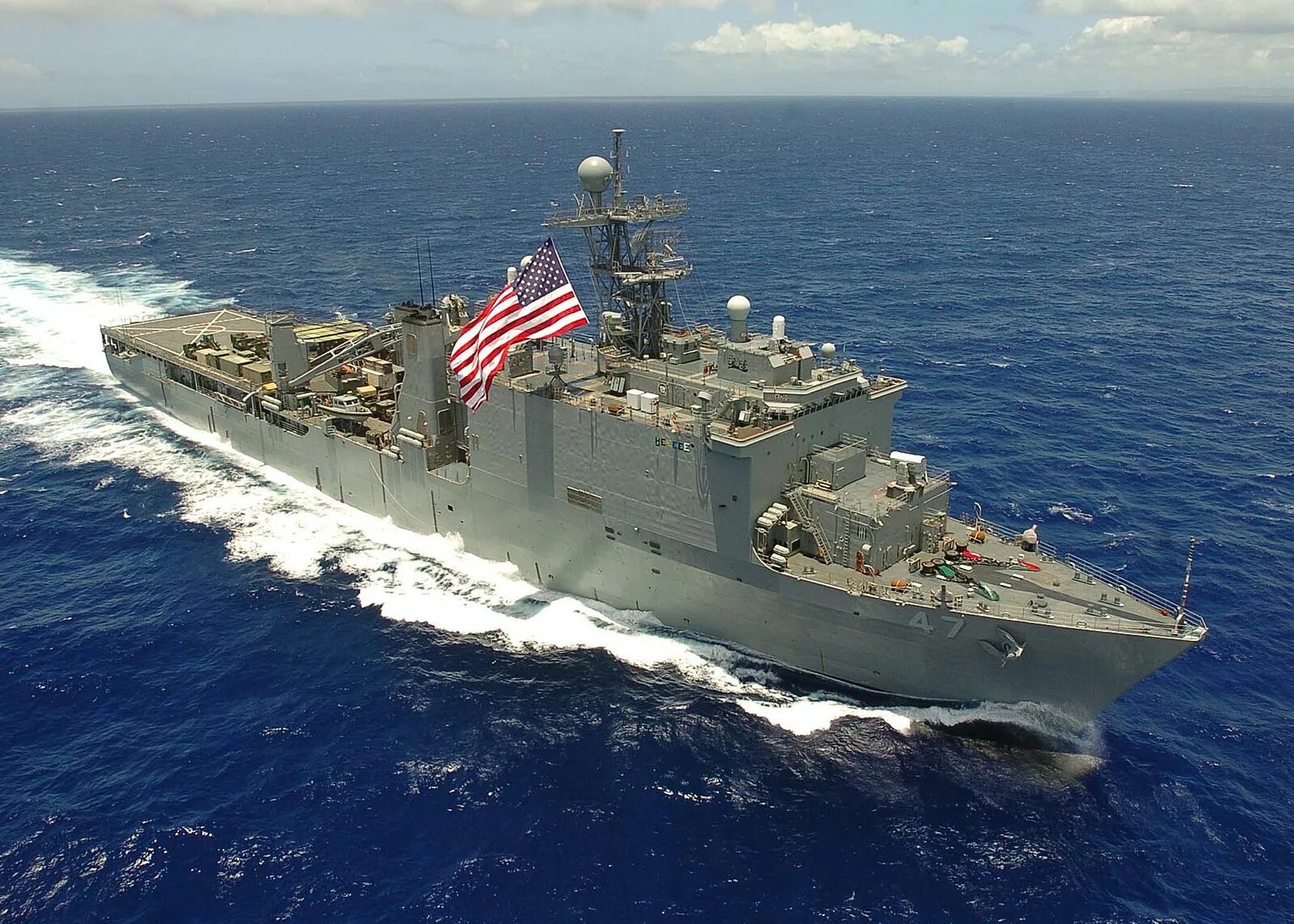Usa ships. Корабли ВМС США. Военные корабли ВМФ США. Американские десантные корабли. Корабль LSD-47 Rushmore.