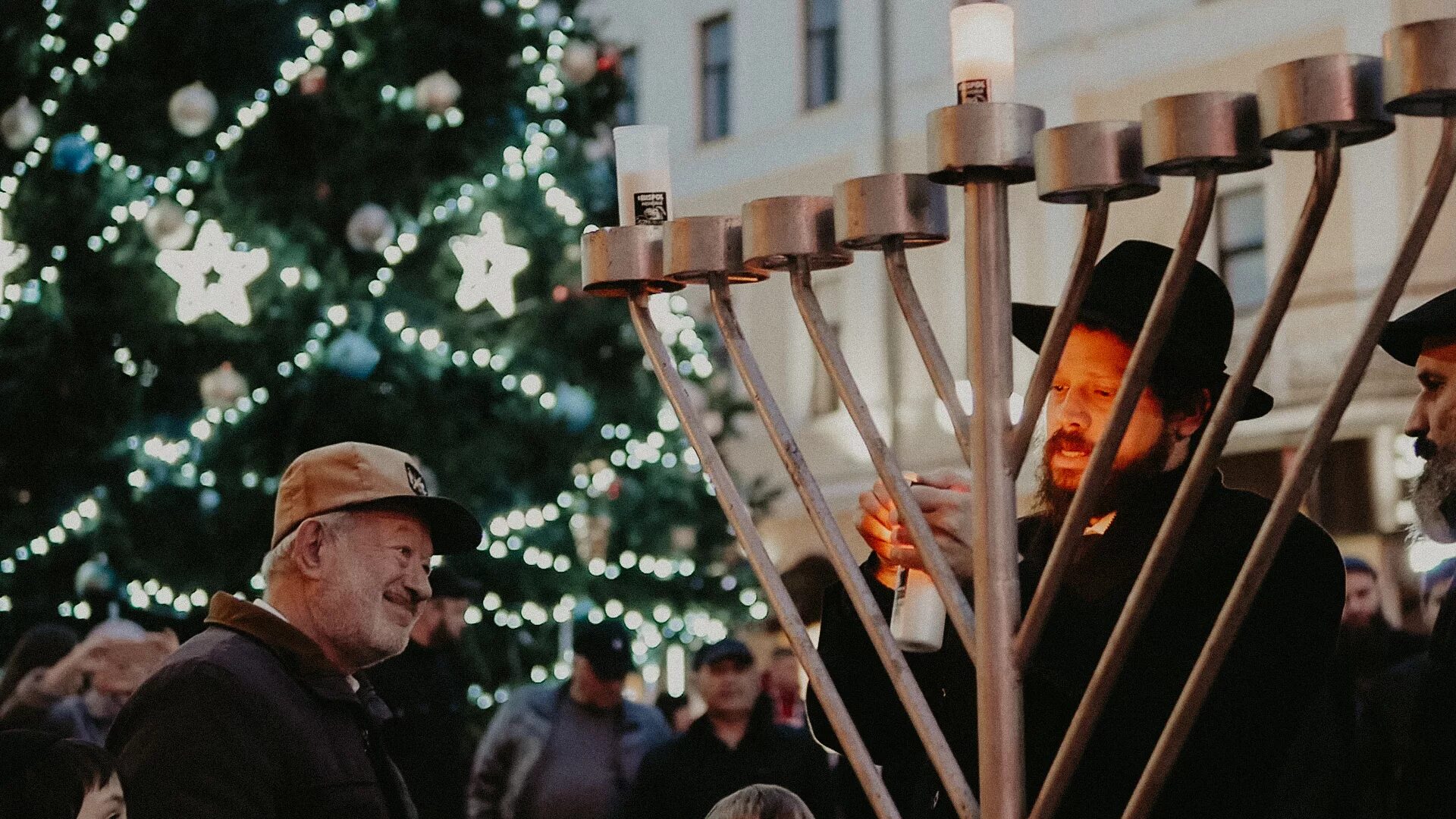 Еврейские праздники в 2024 м году. Праздники иудаизма Ханука. Еврейский праздник Ханука. Ханука праздник у евреев. Иудейский праздник Ханука.