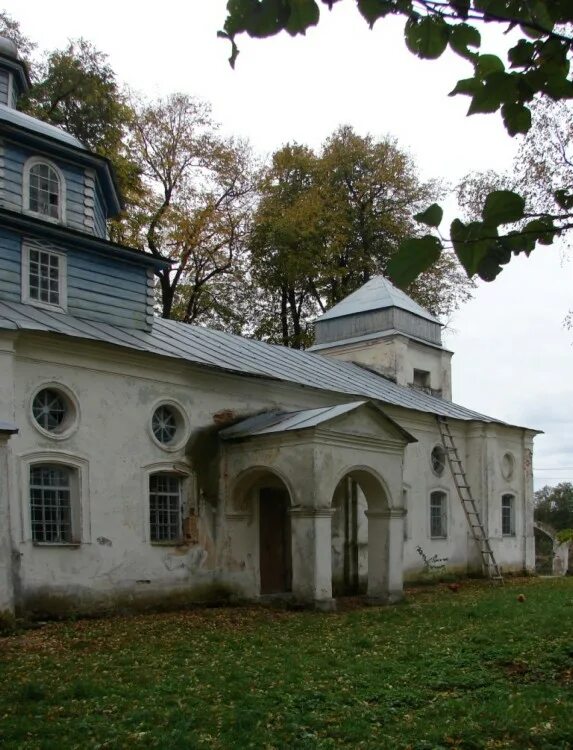 Шумячский район смоленской области деревня дубовица храм церкви. Гневково шумячский район смоленской области. Погода на студенец шумячский смоленская. Церковь михаила архангела шумячи. Первомайская сельская администрация шумячского района.