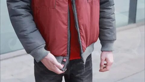 Положи куртку