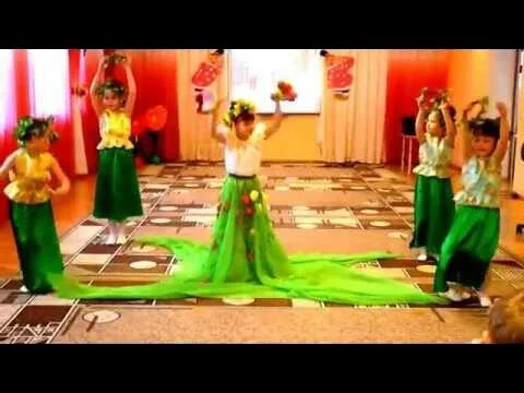 Детский весенний танец. Весенний танец в саду. Танец цветочков в детском саду. Вальс цветов танец в детском саду. Весенний танец в саду.