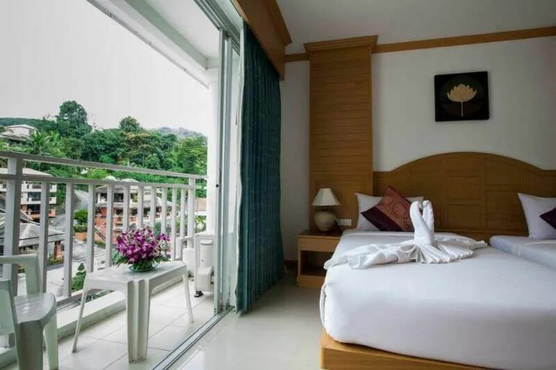 Azure phuket 3. Отели 3* пхукет. azure phuket (ex. sunshine patong) 3*. отель summer mood 3 звезды на пхукете. еата вью отель пхукет.
