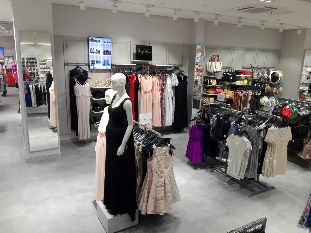 Koton магазины одежды турецкий. Koton магазин вегас. шымкент koton. коттон одежда. магазин одежды котон на русском.