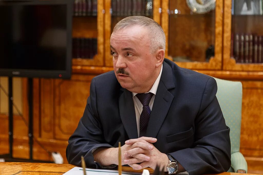Вокзал сосногорск внутри. Ржд сосногорск телефон. Сосногорск железнодорожный вокзал. Ржд сосногорск телефон. Жд станция сосногорск.