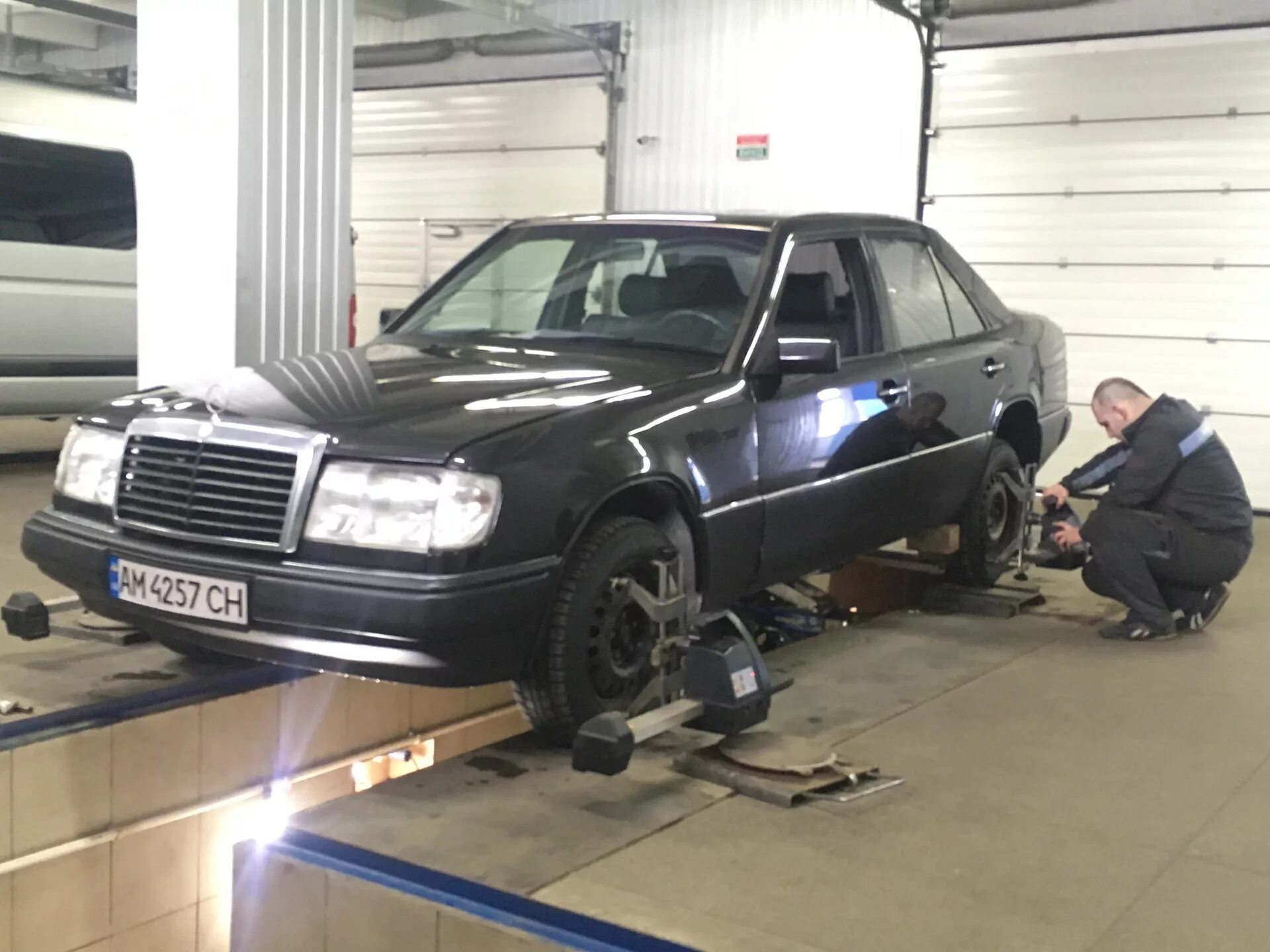 проблемы 124. мерс волчок 124. 124 ешка универсал. мерседес волчок 124 коричневый. мерседес полный привод все модели фото.