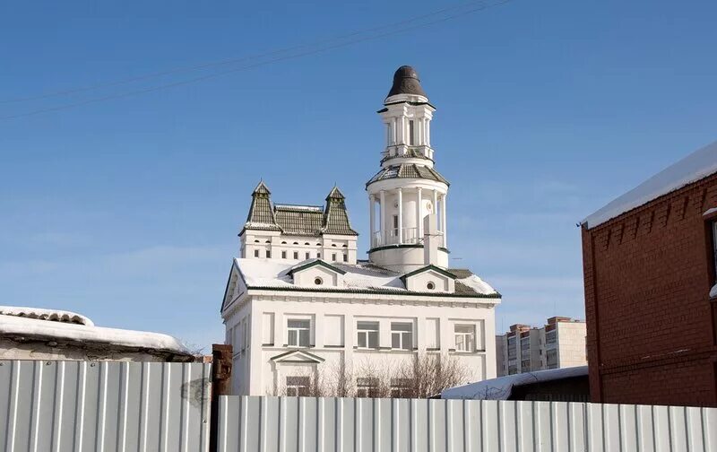 церковь ихняя с башенкой. кострома дом с башенкой. купольная башня часовни. Padua башня. кембридж сша колокольня с часами.