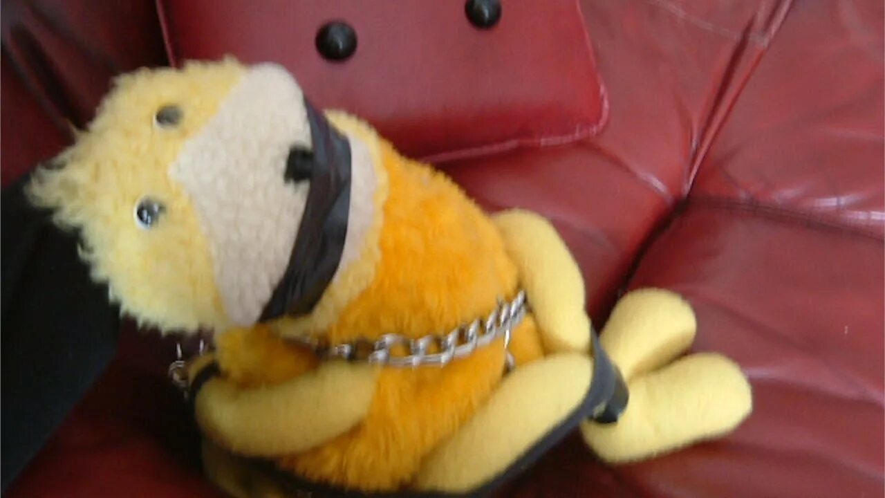 Mr Oizo игрушка. Mr Oizo Flat Beat. Mr Oizo Flat Eric. Oizo flat