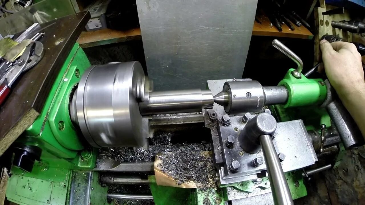 Суппорт токарного станка 1к62. Точение металла на токарном станке. Суппорт токарного станка 16к20. Токарный станок тсд-120. Патрон для токарного станка тв16.
