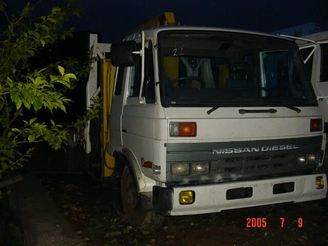 Кабина nissan diesel condor ud. Исузу форвард 1992. Кожух рычага nissan diesel cm87. Ниссан дизель 2005 года номер кабина. Кабина на nissan diesel 1994 кузов hss4.