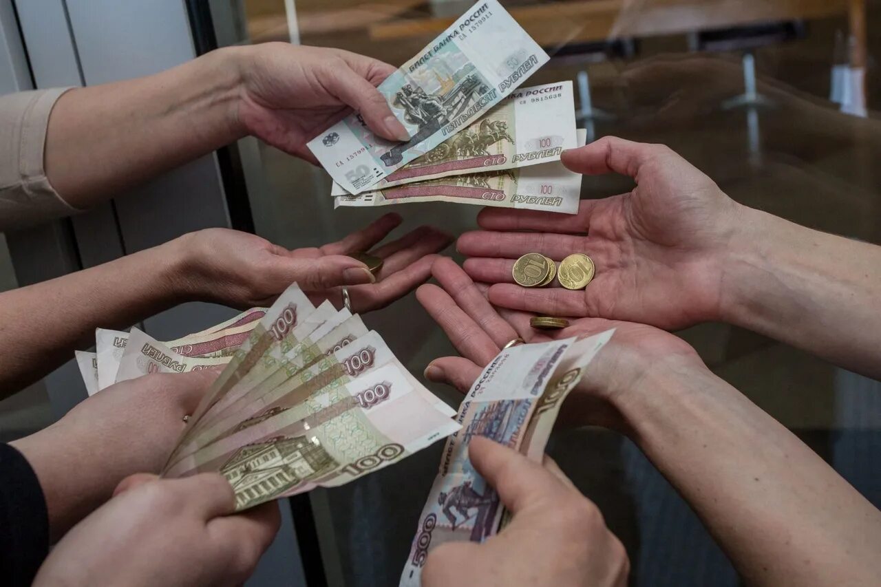 Зп бюджетников. Зарплата бюджетников. повышение заработной платы бюджетникам. высокая зарплата. поднятие зарплаты.