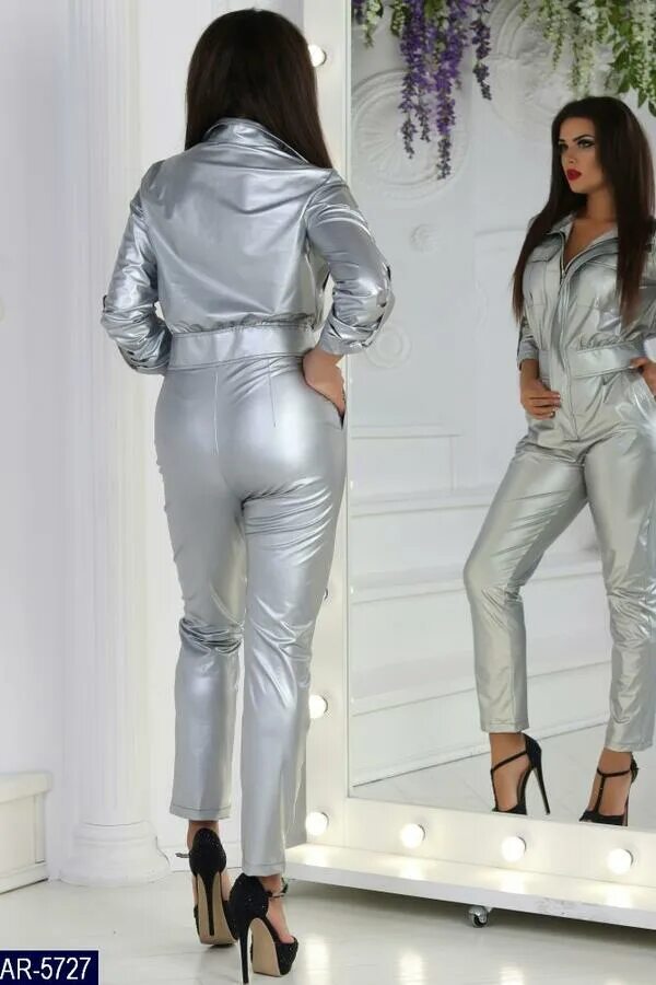 Комбинезон из кожи женский. Комбинезон из экокожи женский. Комбинезон из экокожи женский. Кожаный комбинезон. Комбинизон из эко кожи.