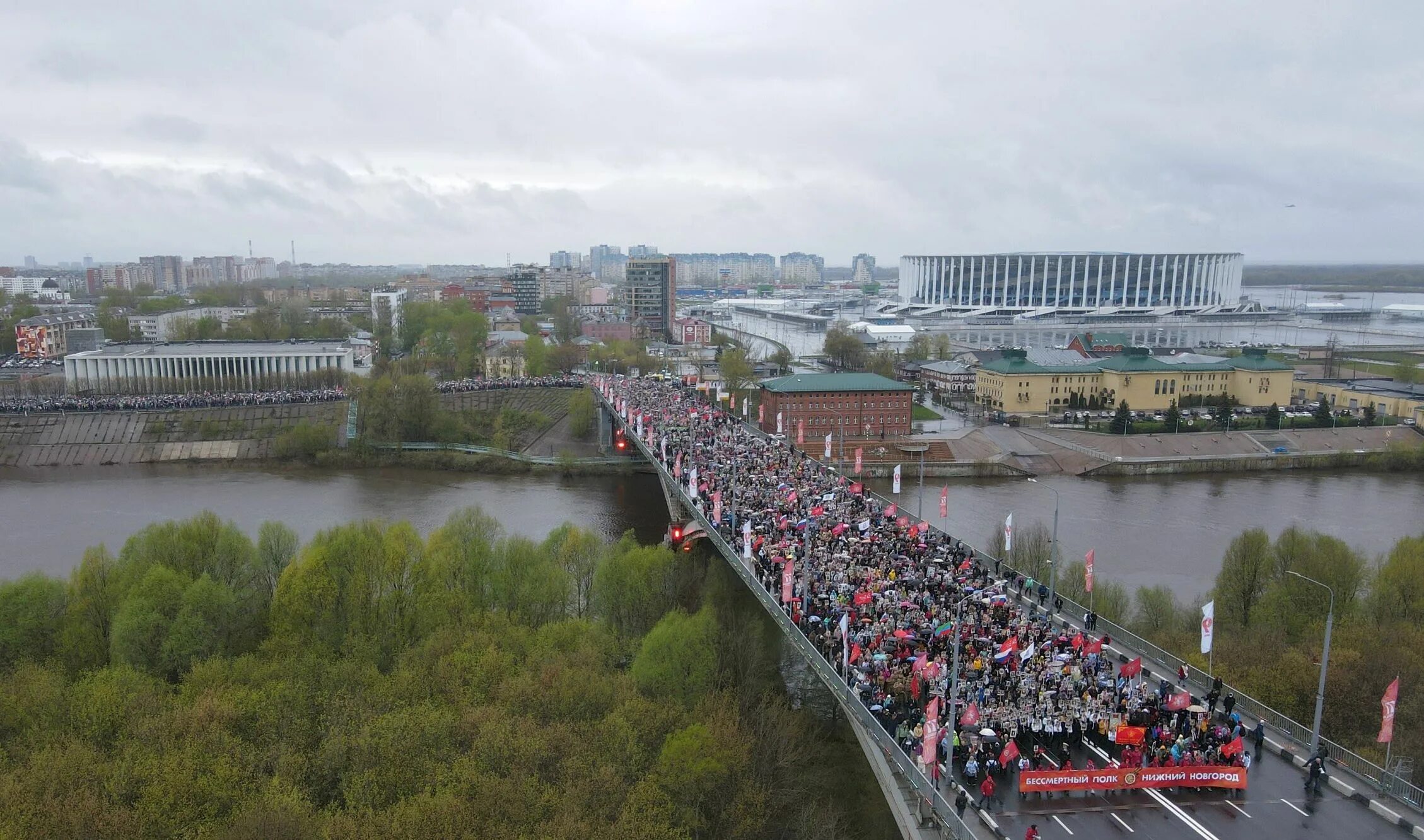 9 мая в нижнем новгороде. Бессмертный полк Великий Новгород 2022. Бессмертный полк Нижний Новгород 2022. Бессмертный полк Нижний Новгород 2022 год. Канавинский район Нижний Новгород 2022.