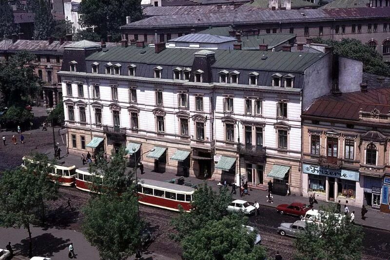Румыния 1970. Бухарест 1970. бухарест 80-х. grivita бухарест. бухарест в 80-е.