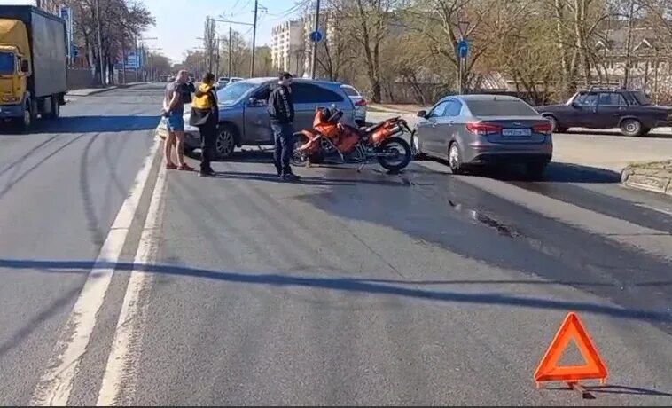 Дорожно-транспортное происшествие. Велосипед в дтп стингер синий ночью. Нижегородский мотоцикл. 2015 год казанское шоссе сш вечер трудного дня байкер нижний новгород. Нижегородский мотоцикл.