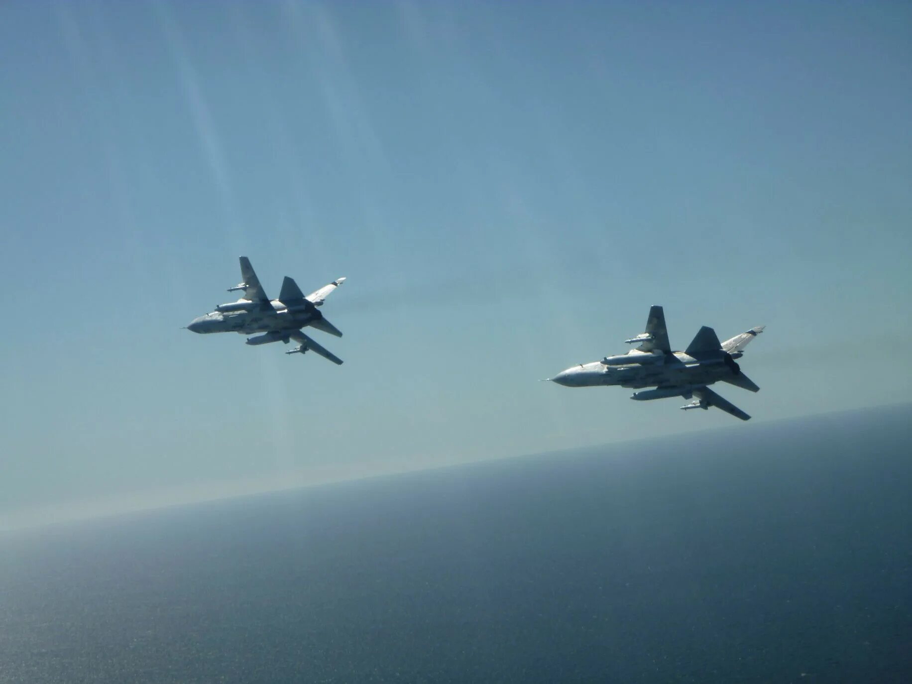 Су-27 истребитель перехват. Ввс черное море. Самолеты радиоразведки сша. Истребитель над морем. Су-27 истребитель - перехватчик.