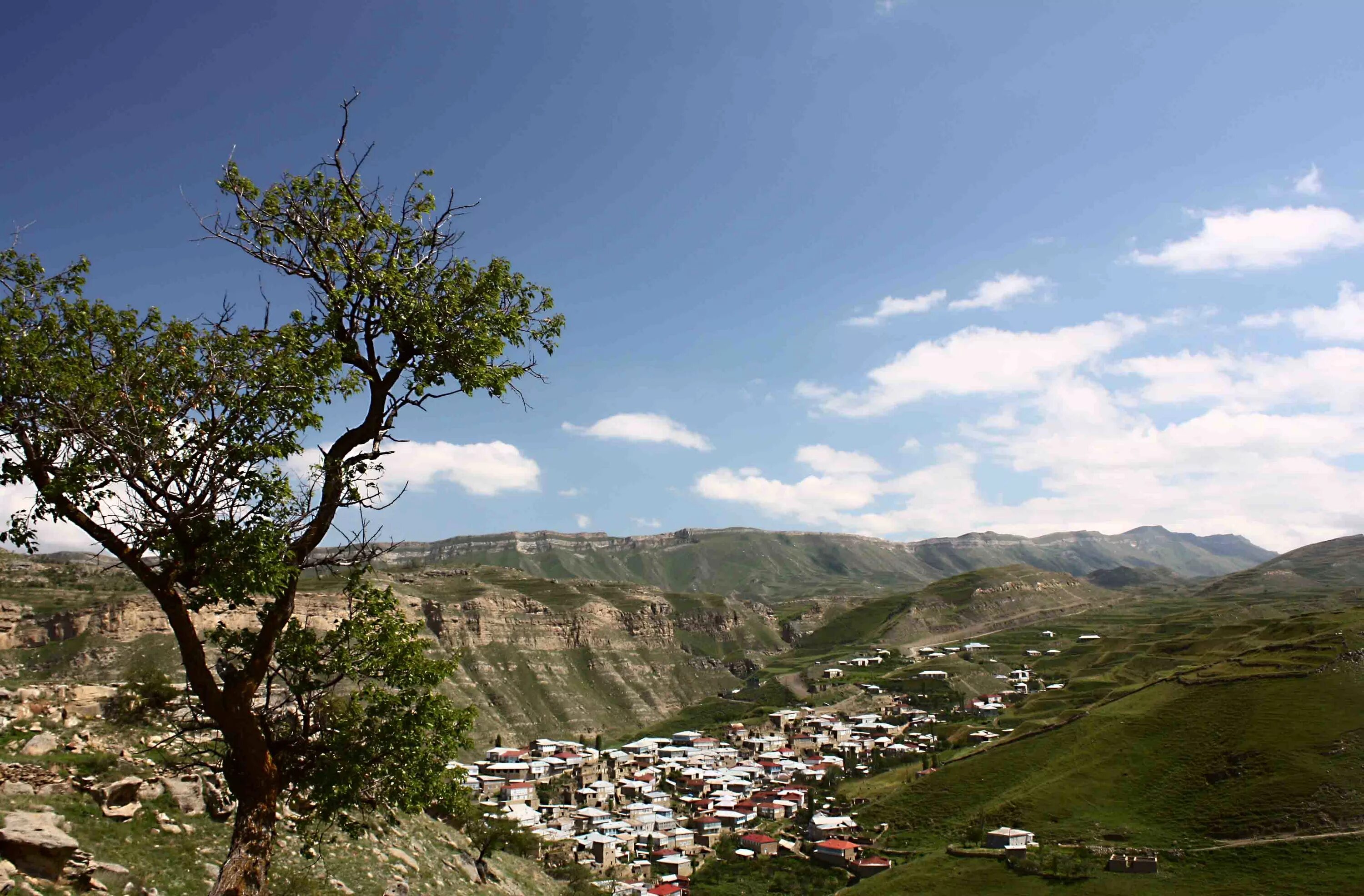 Погода в ягдыге. Горы Дагестана Табасаранский район. Хучни аул в Дагестане. Табасаран горы. Табасаранский район горы.