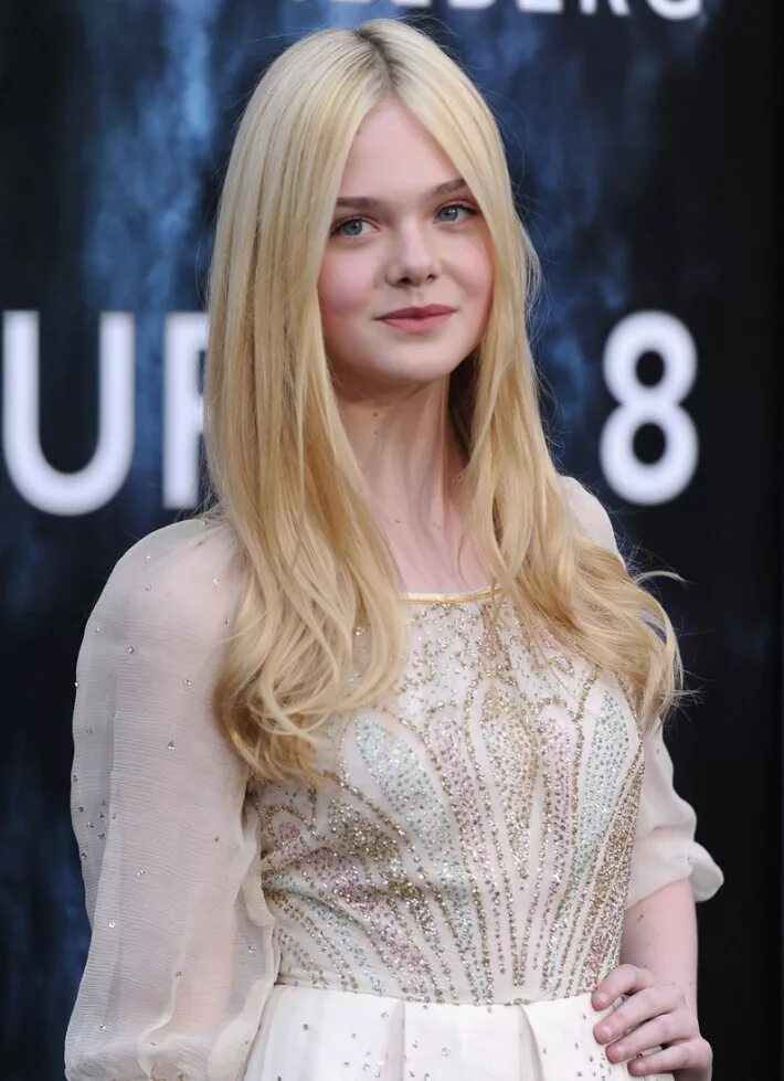 эль фаннинг. мэри эль фаннинг. эль фаннинг. актриса эль фаннинг. эль фаннинг 2021.