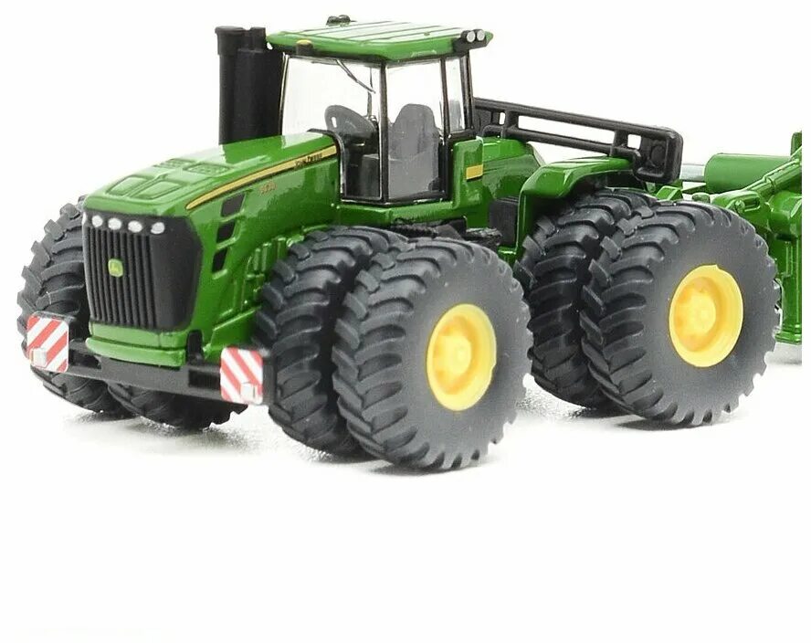 Трактора где купить. John Deere 9630. Siku трактор John Deere 9630 c прицепом-плугом (1:87) 1856. Трактор с прицепом игрушечный John Deere. Трактор John Deere siku 1472.