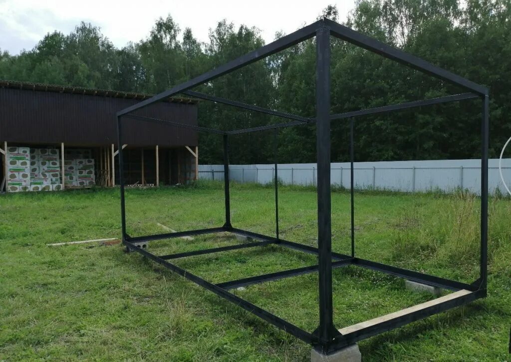 Бытовка из уголка