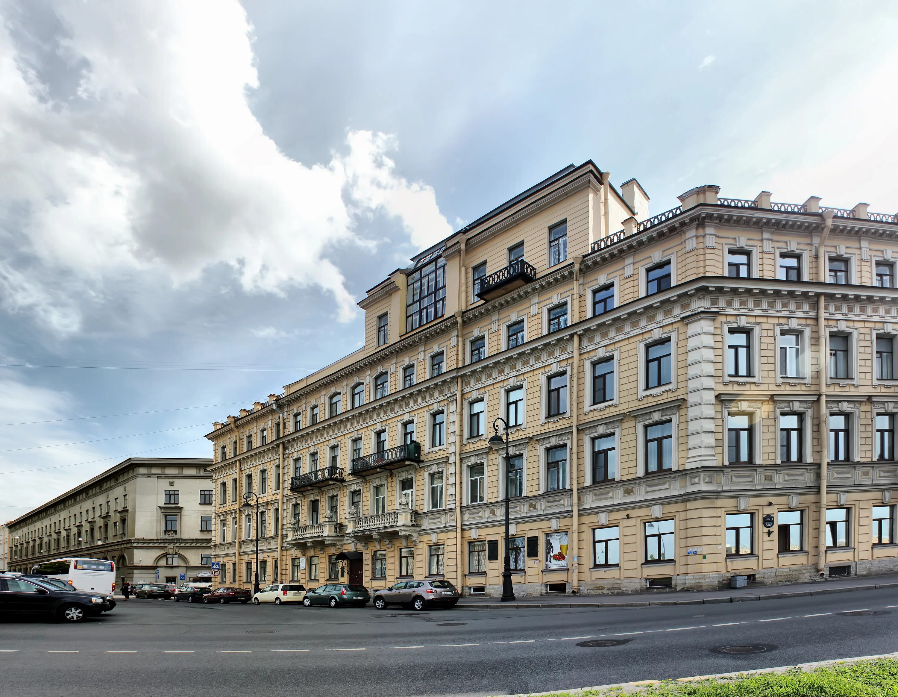 Первые дома санкт петербурга. Биржевой переулок музей Куинджи. Музей Куинджи в Санкт-Петербурге. Квартира-музей Куинджи в Петербурге. Музей квартира Куинджи в биржевом переулке.