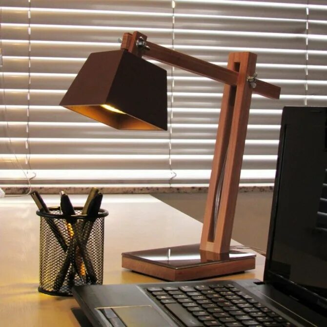 Самодельная настольная лампа. Компактная настольная лампа. Изготовление настольных ламп. 1970s tramo large swivel table lamp, spain. Настольная лампа из дерева.