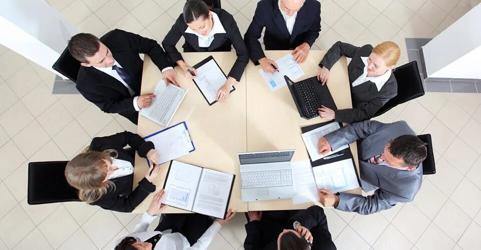 Государственные служащие. Повышение квалификации руководителей. Тренинг для руководителей. Повышение квалификации картинки. Профессиональная подготовка специалистов.