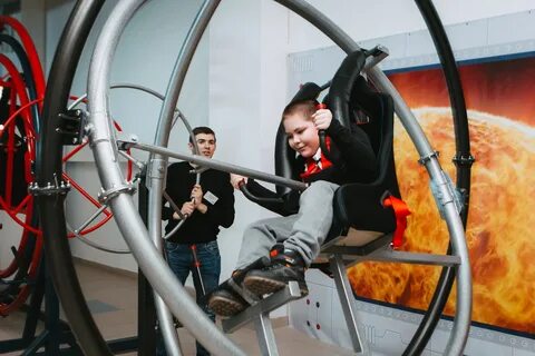 Куда пойти завтра днем