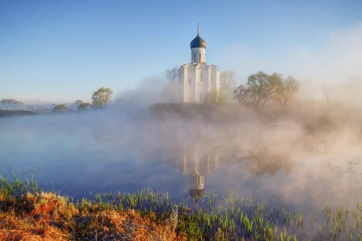 картинки красивые девушки в морозных узорах сказочные и реалистичные. азербайджан ленкорань природа зима. ноябрьский туман. 10 покров пресвятой богородицы. окутанная белым покровом.