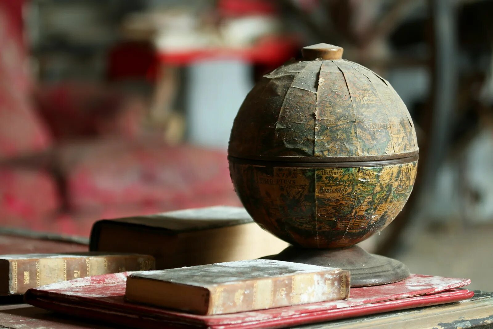 Древний Глобус. Средневековый Глобус. Глобус и книги. Ягеллонский Глобус.