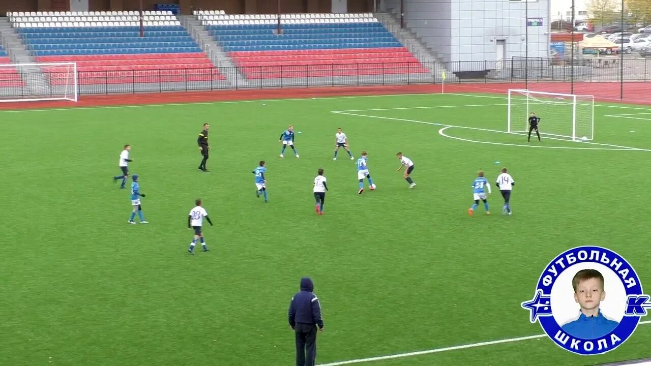 Салют долгопрудный эмблема. Фск салют долгопрудный. Фск салют долгопрудный. Футбольное поле салют долгопрудный. Долгопрудный проспект ракетостроителей 4 стадион салют.