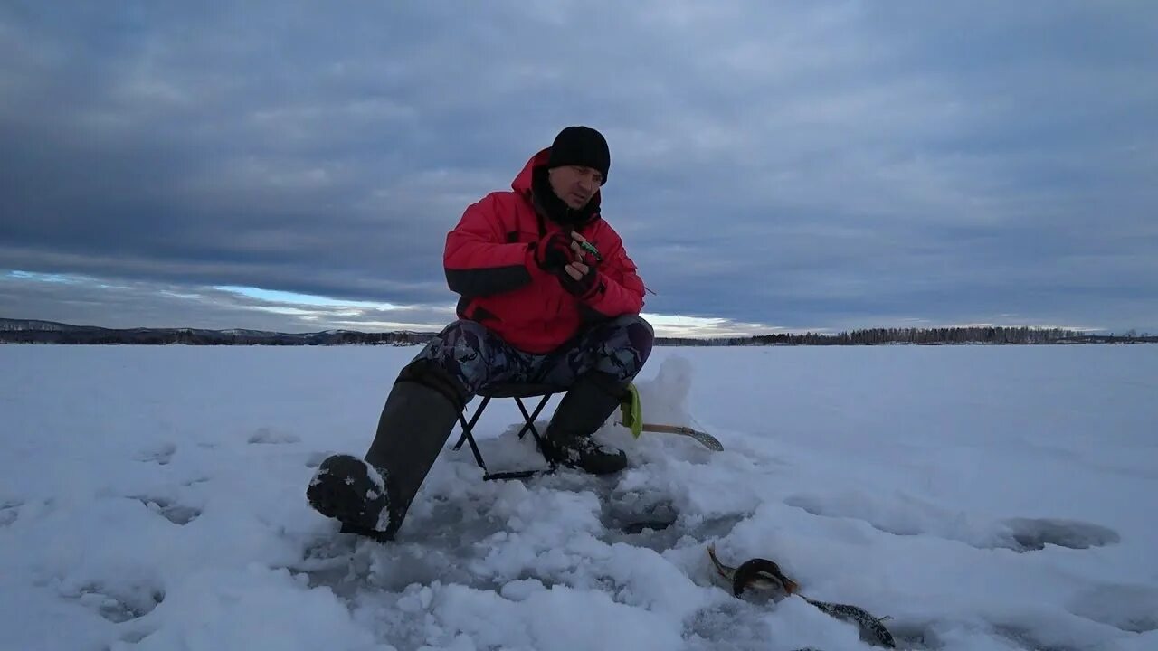 Погода на аргазях. Рыбалка на Аргазях. Аргази зимой. Зимняя рыбалка на озере Аргази в 2024 году. Аргази рыбалка ночью зимой.