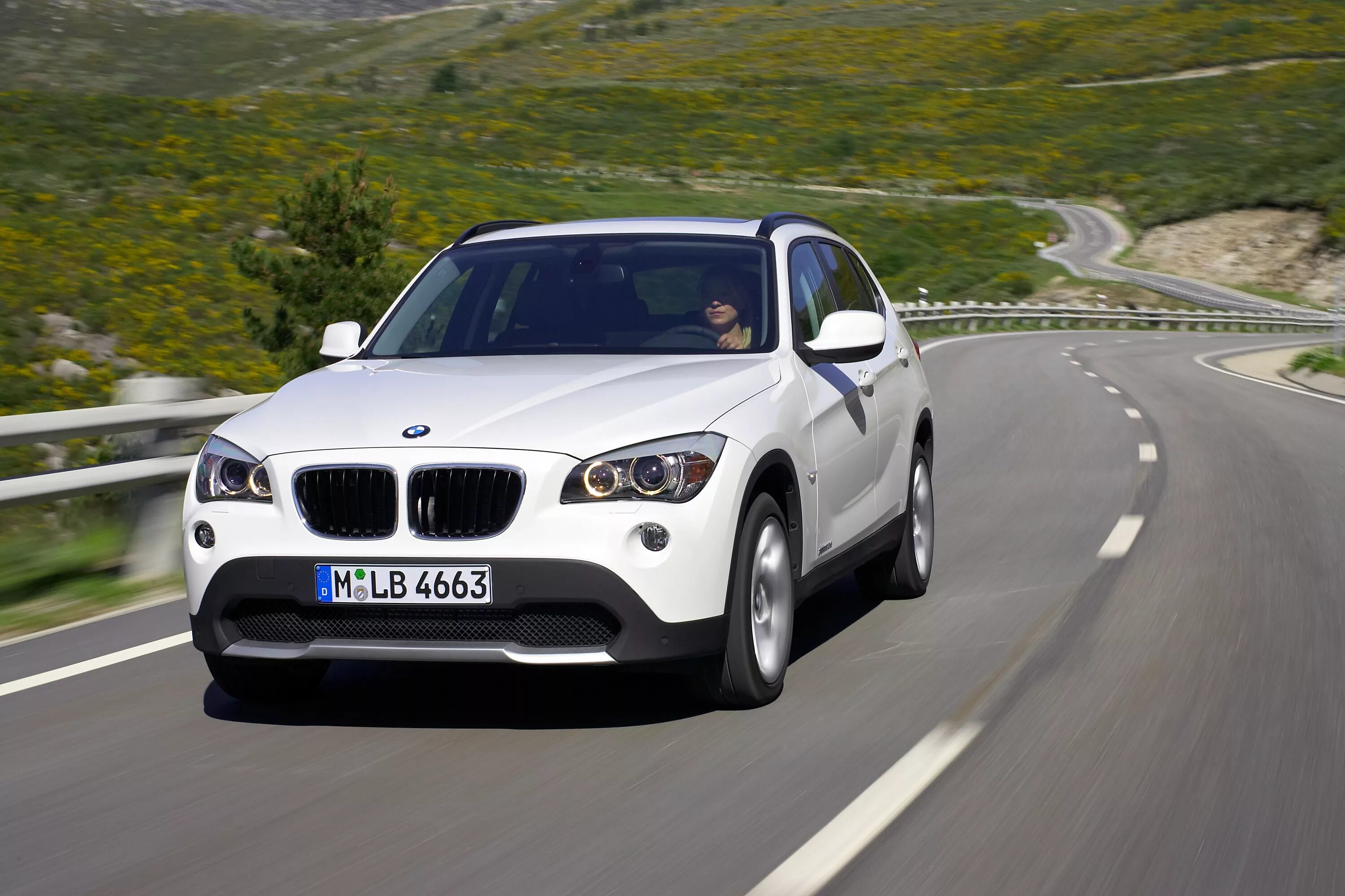 Х 1 автомобиль. BMW x1 2009. BMW x1 gt. БМВ x1 2021. BMW x1 23d.