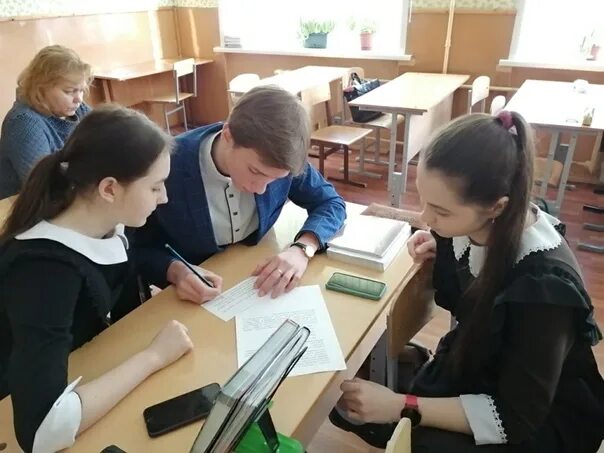 Школа имени достоевского в люблино. Классы школа достоевского. Классы школа достоевского. Смешанный лицей. Школа 1148 достоевского.