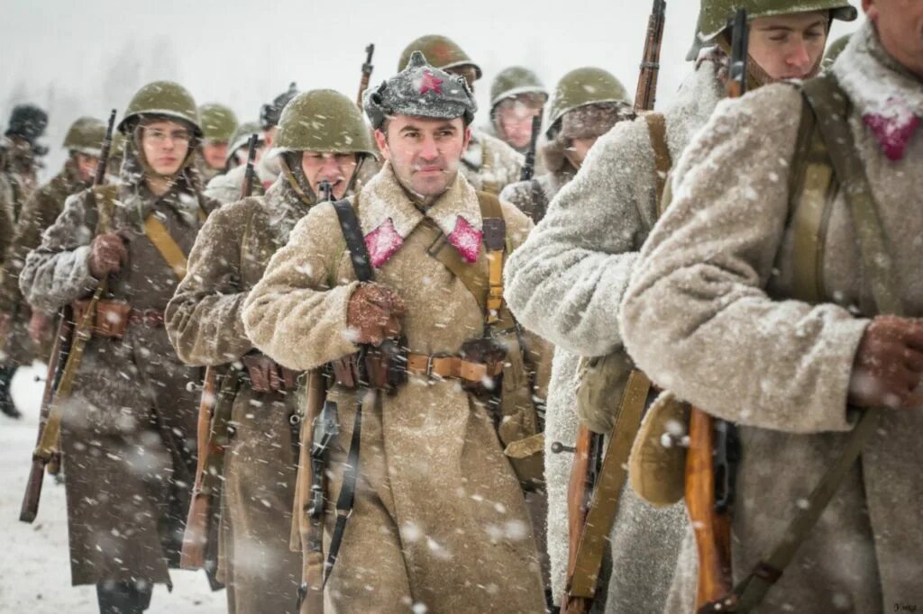 Видео бои под смоленском. Реконы. Смоленский рубеж реконструкция. Смоленский рубеж. Смоленский рубеж смоленск зима.