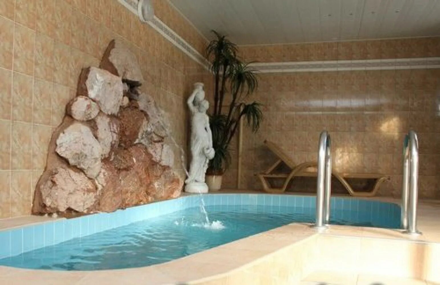 Сауна мархал симферополь. Сауна бриз великий новгород. Банный комплекс изба, посёлок городского типа комсомольское. Банный комплекс мархал симферополь. Римские бани, симферополь, петропавловская улица.