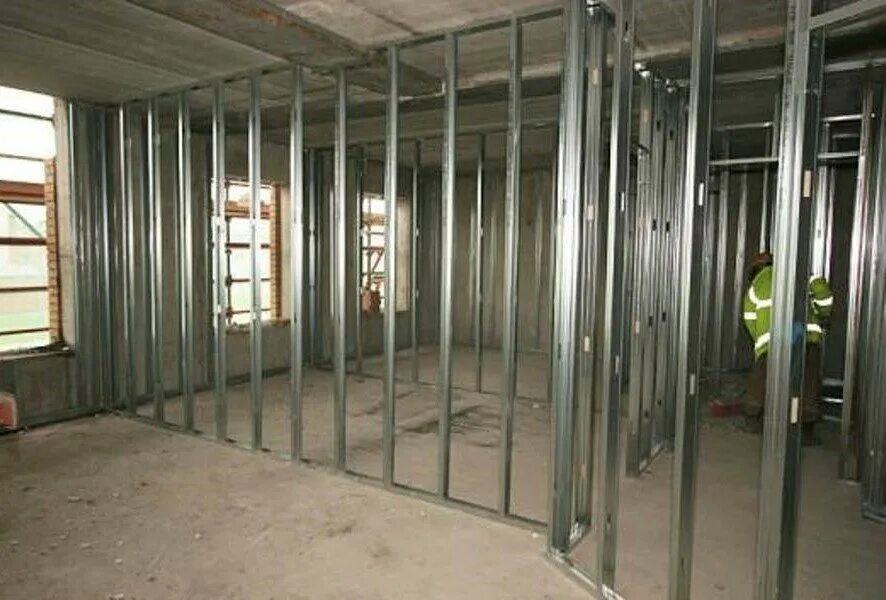 кнауф перегородка 50мм технология. эскиз перегородки с дверным проемом. перегородка кнауф пс100. монтаж перегородок. перегородка из профиля для гипсокартона.