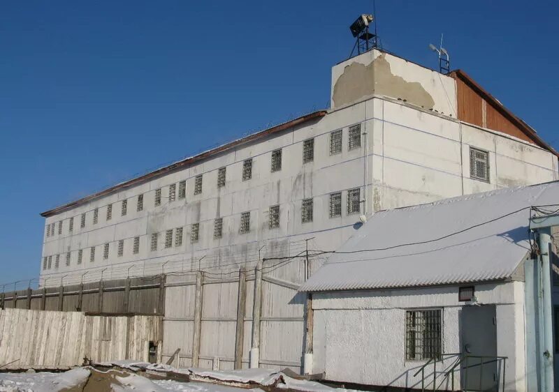 Изолятор 1 2