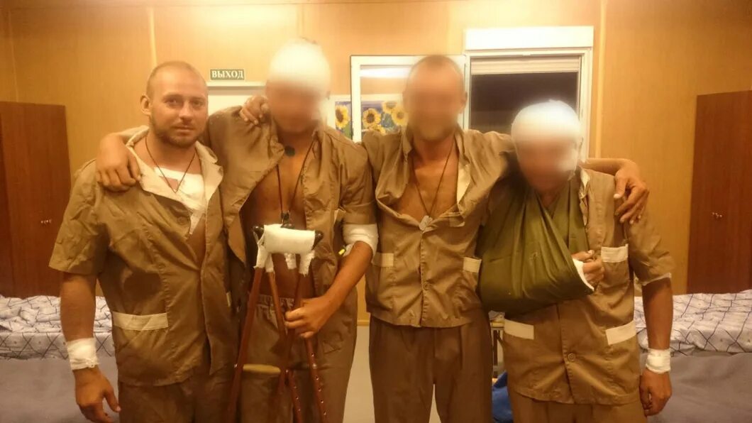 Бойцы чвк вагнера на донбассе. Книги про чвк вагнера. Эмблема п вагнеровцев. Чвк вагнер нашивка. Евгений уткин вагнер.